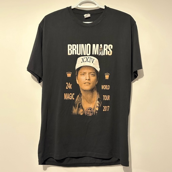 Bruno Mars Tour tee - Picture 1 of 3